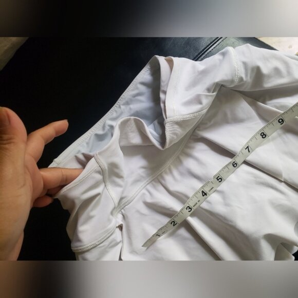 Rare Lululemon White Tennis Skirt with Ruffle Detail Side Slide Size 4 - Picture 10 of 13